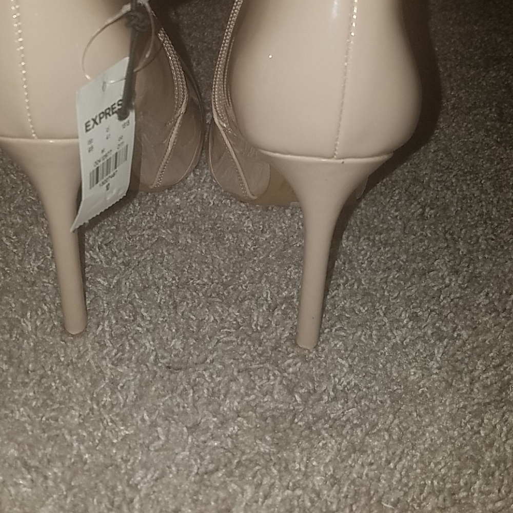 Express Patent Booties - Picture 6 of 7